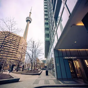 Comfort 300 Front Near Rogers Centre & Free Parking , Toronto Canada