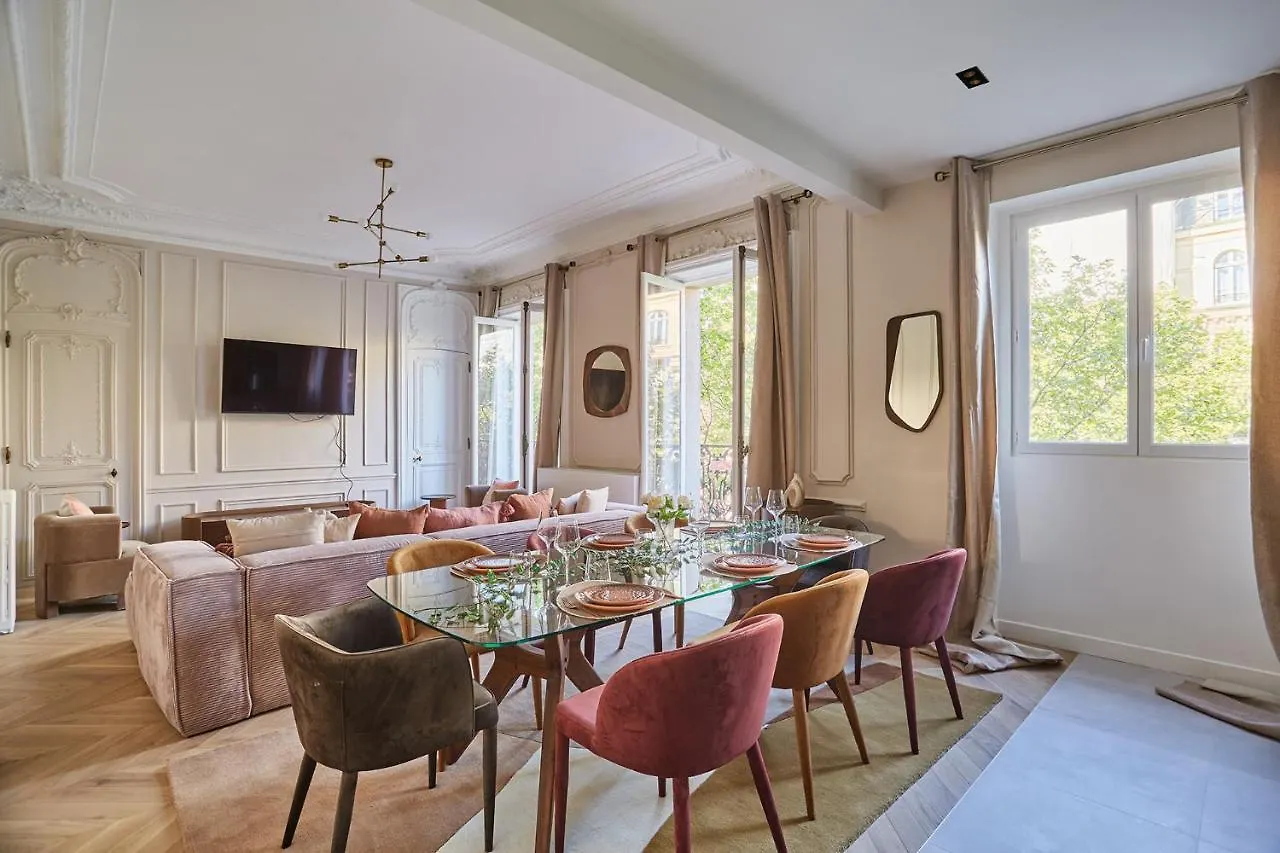 Apartment Concorde Madeleine By Studio Prestige Paris