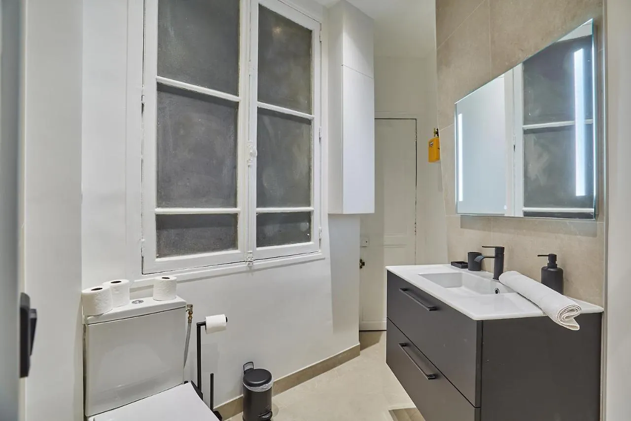 Apartment Concorde Madeleine By Studio Prestige Paris France